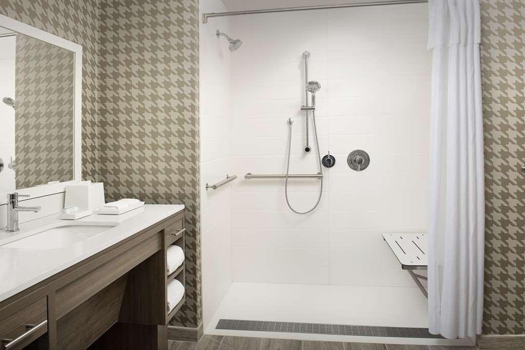 Home2 Suites By Hilton Fort Myers Airport Phòng bức ảnh